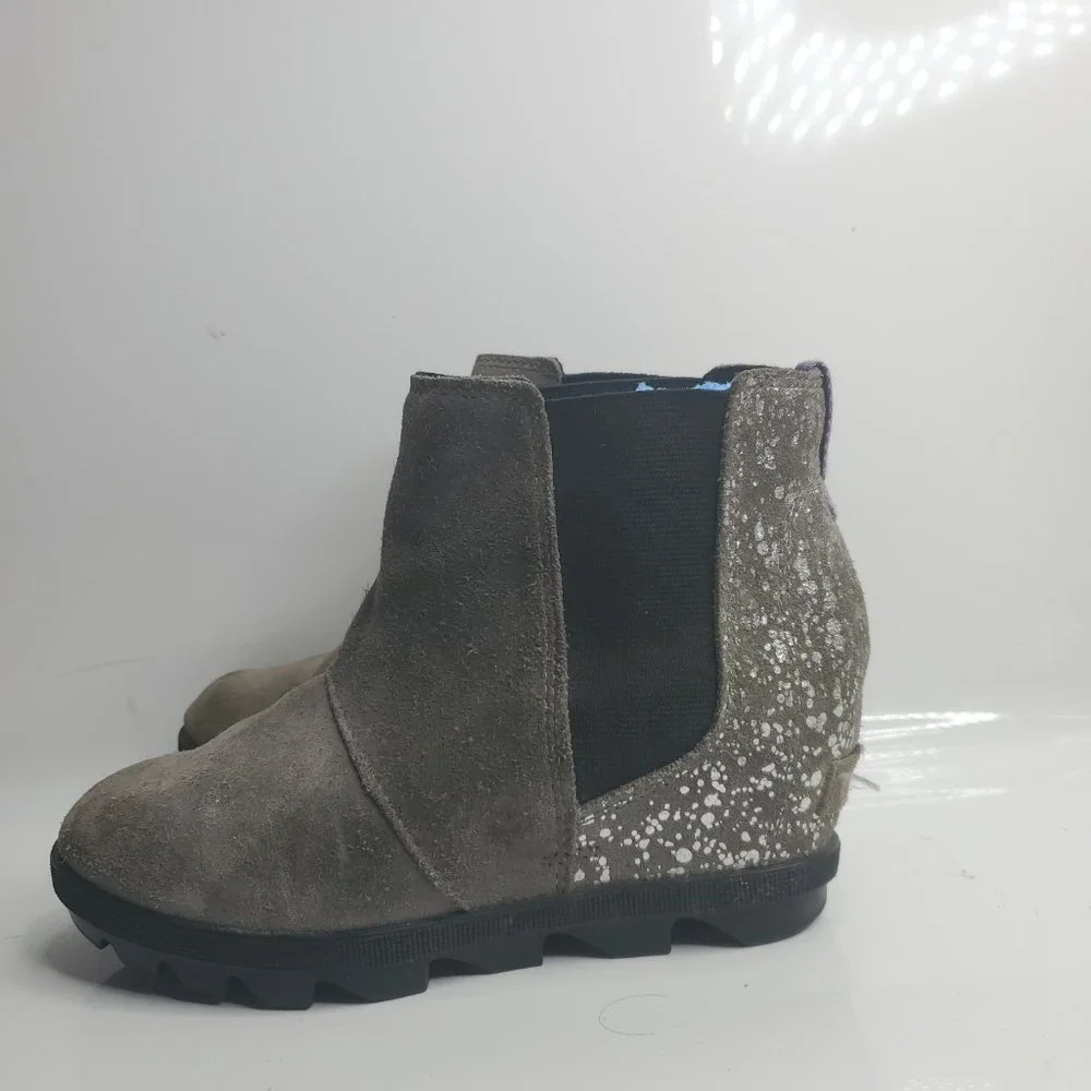 Sorel Girl's Olive Green Joan Of Arctic Leather Winter Chelsea Boot Size 3